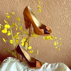 Kenneth Cole Reaction Women’s Wood Heel Shoes